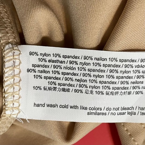 NWT Capezio Low Rise Bike Short Girls Medium - Picture 5 of 5